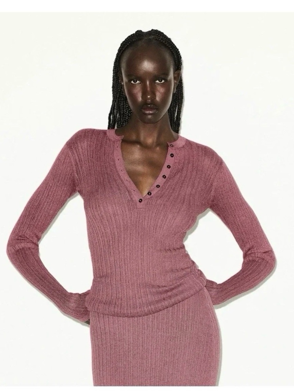 SKIMS Ribbed V-Neck Henley Sweater in Beet Sz Medium